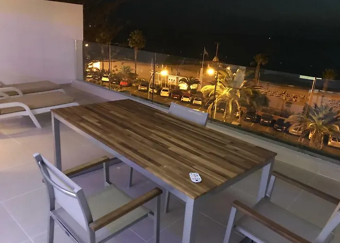 Vistas Sunset Sea View Apartamento *